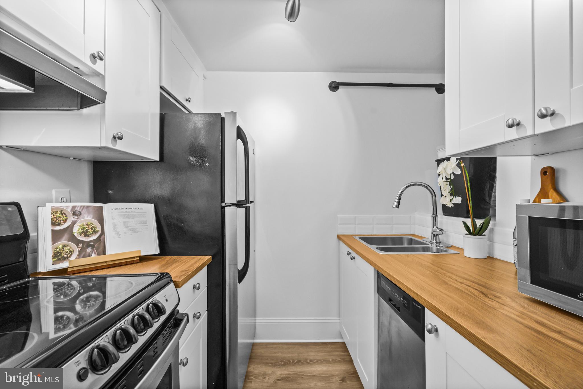 2008 16TH STREET NW 1