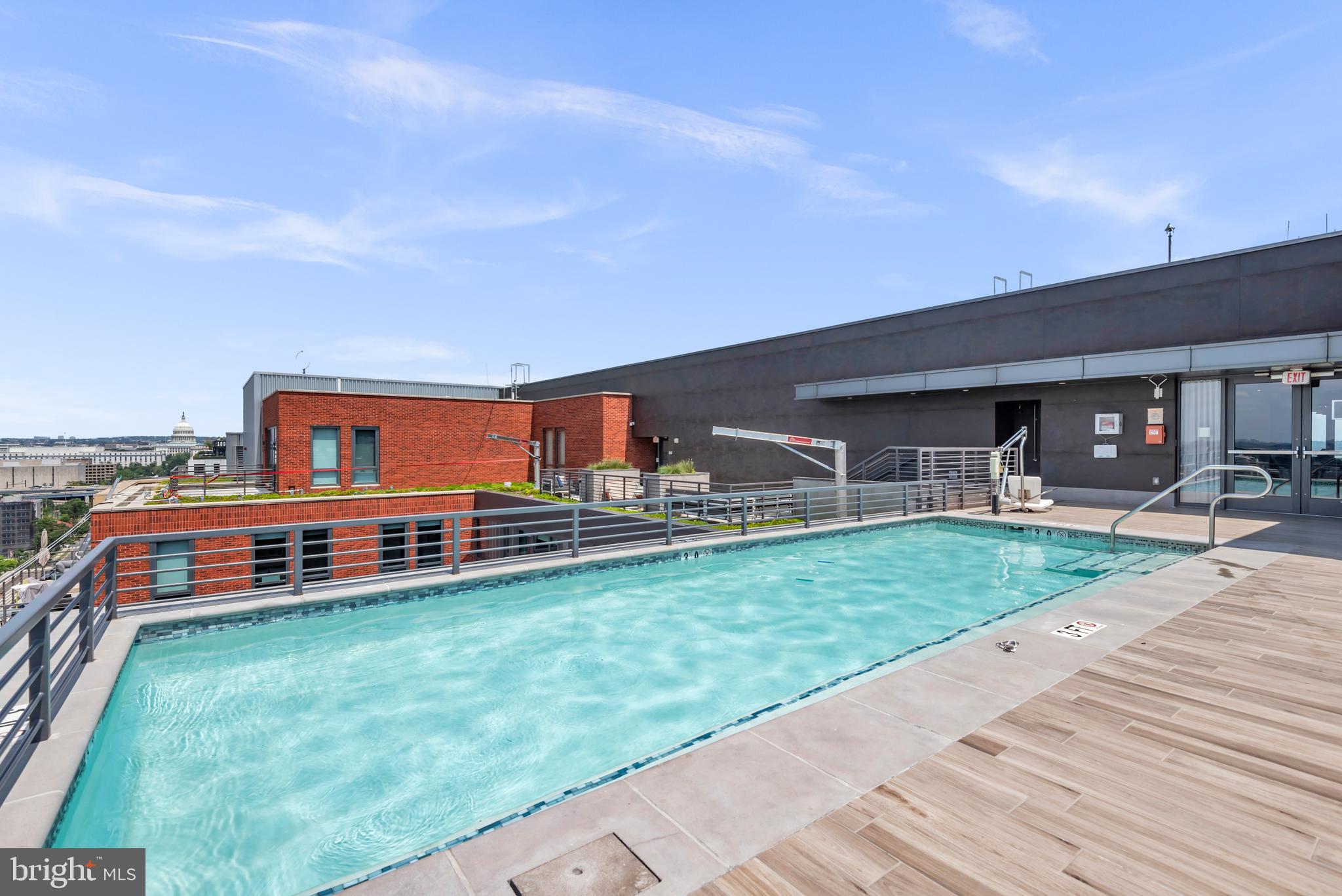 1211 VAN STREET SE 1014