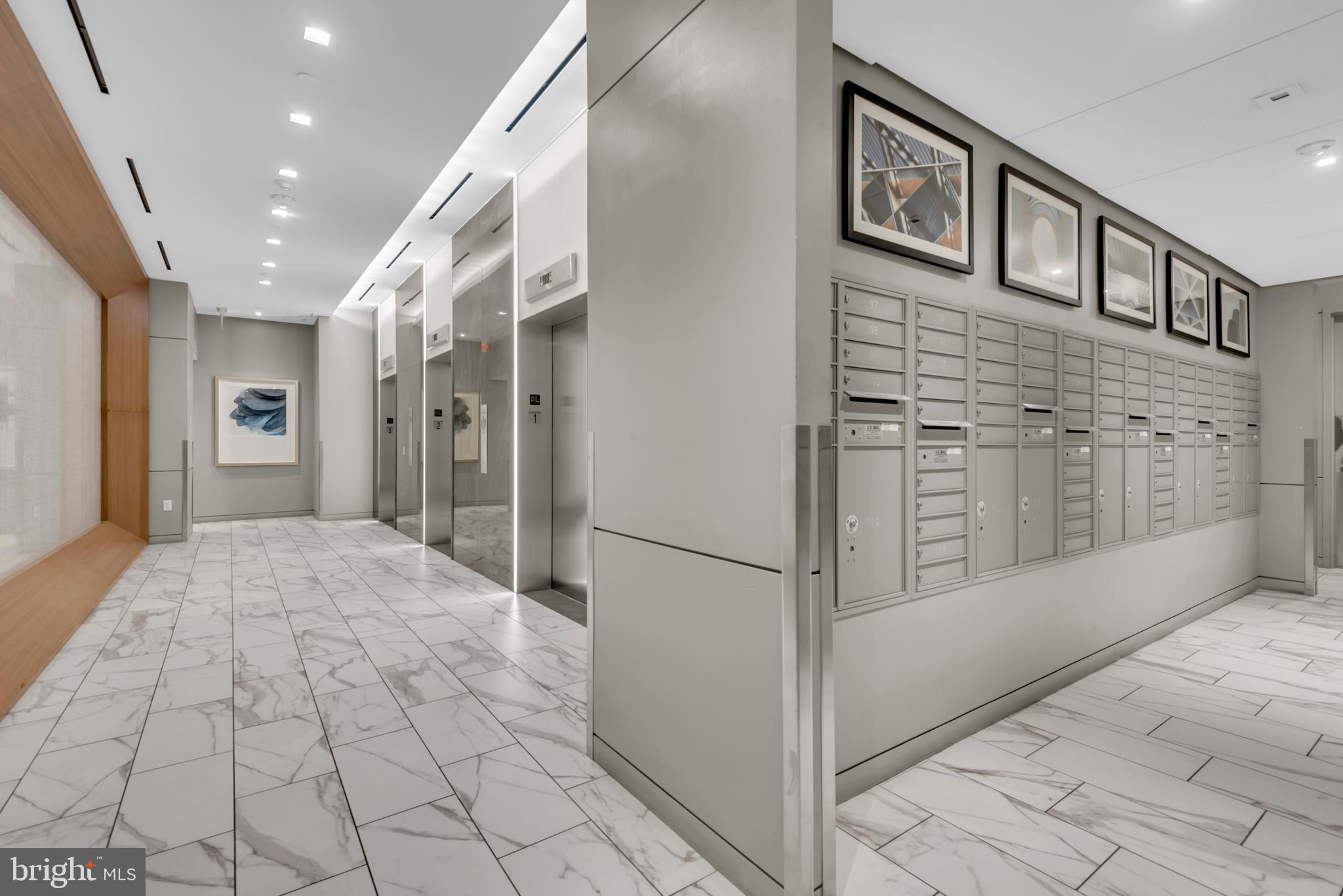 1211 VAN STREET SE 1014