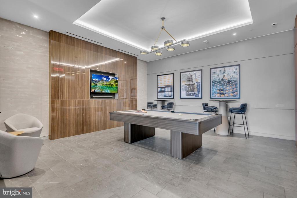 1211 VAN STREET SE 1014