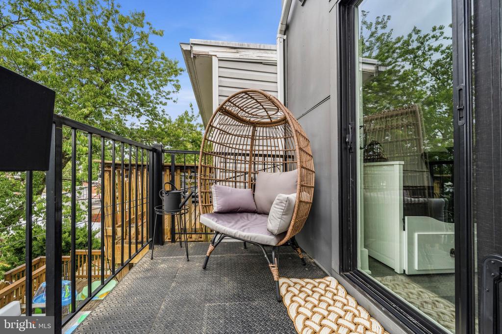 1241 OATES STREET NE 2