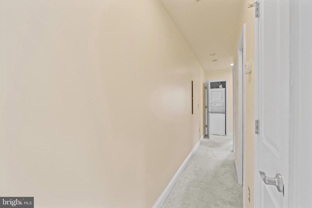 922 MADISON STREET NW Unit: 304