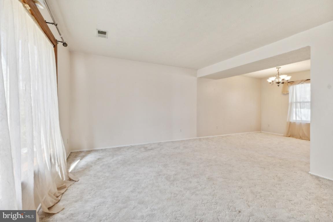 1402 MACEDONIA DRIVE