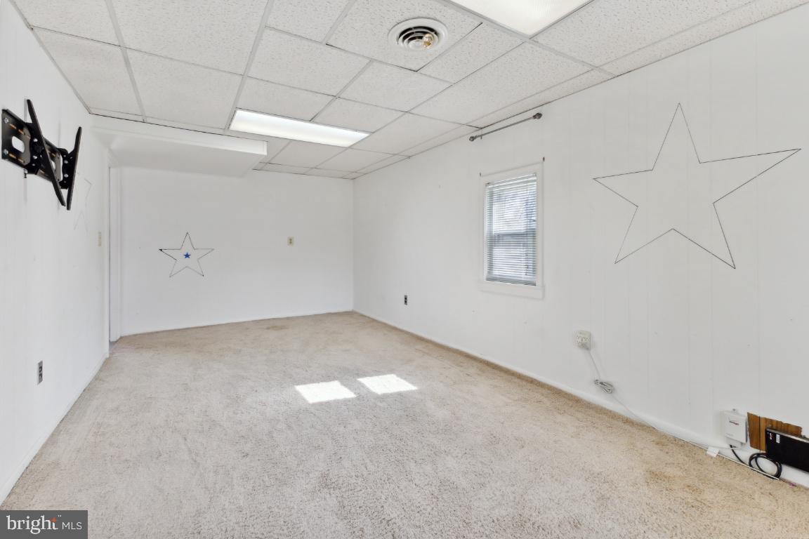 1402 MACEDONIA DRIVE