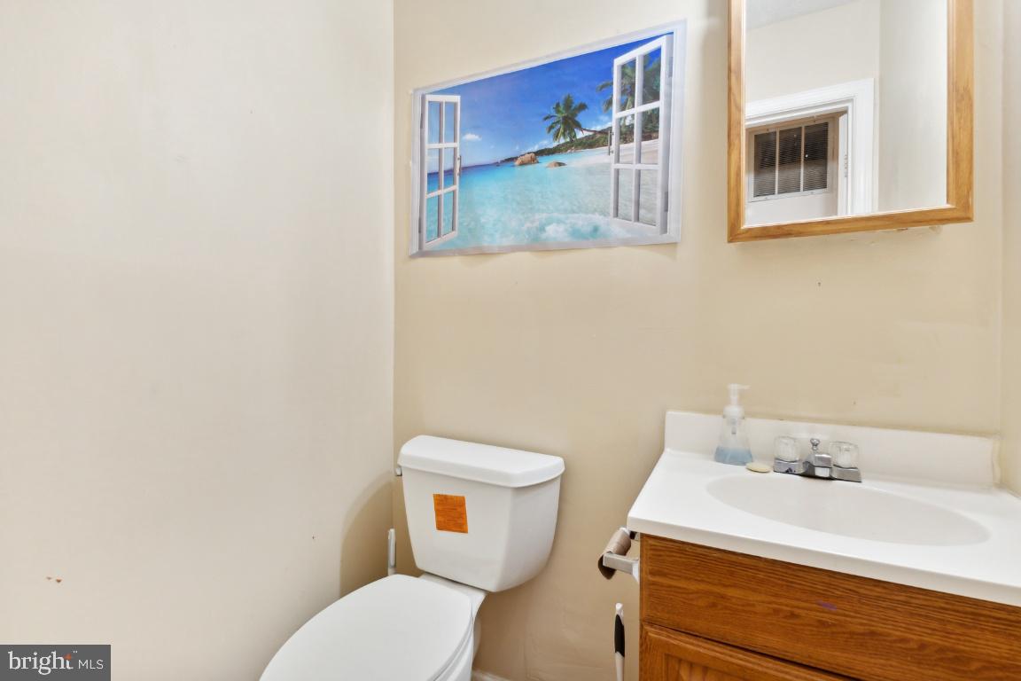 1402 MACEDONIA DRIVE