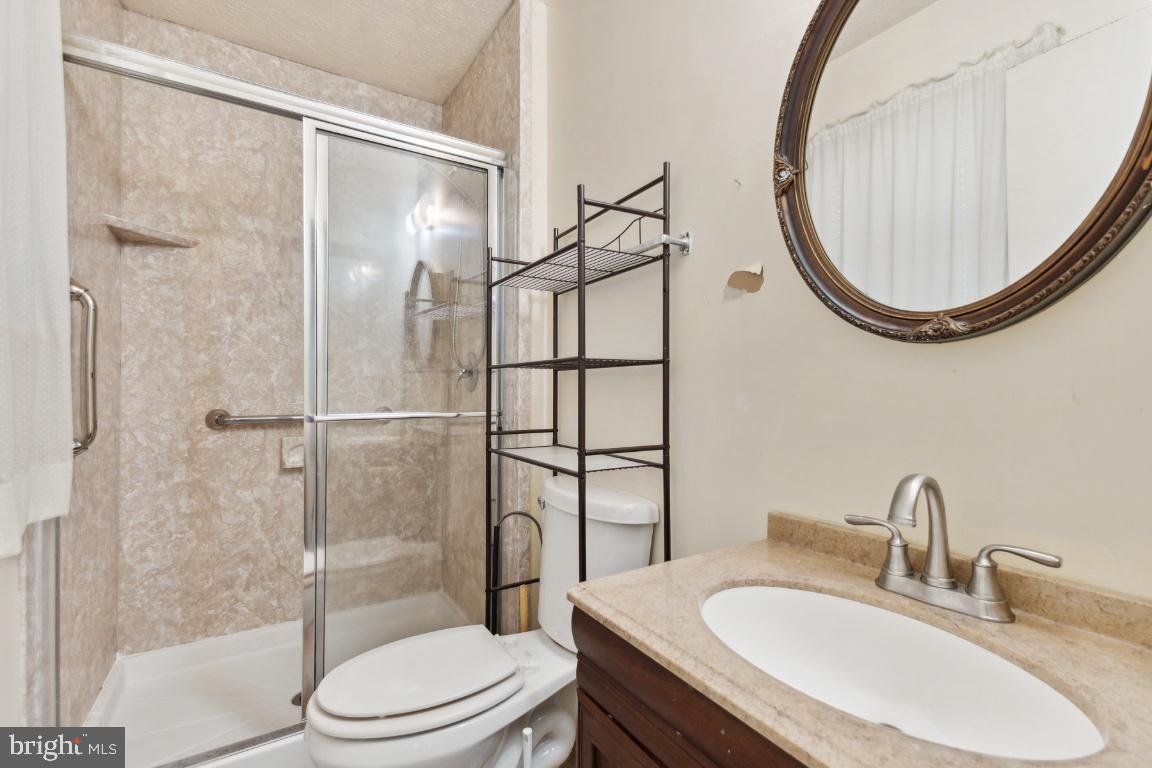 1402 MACEDONIA DRIVE