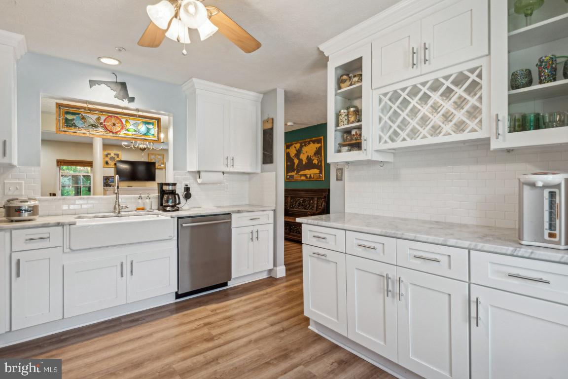2550 WINDY OAK COURT