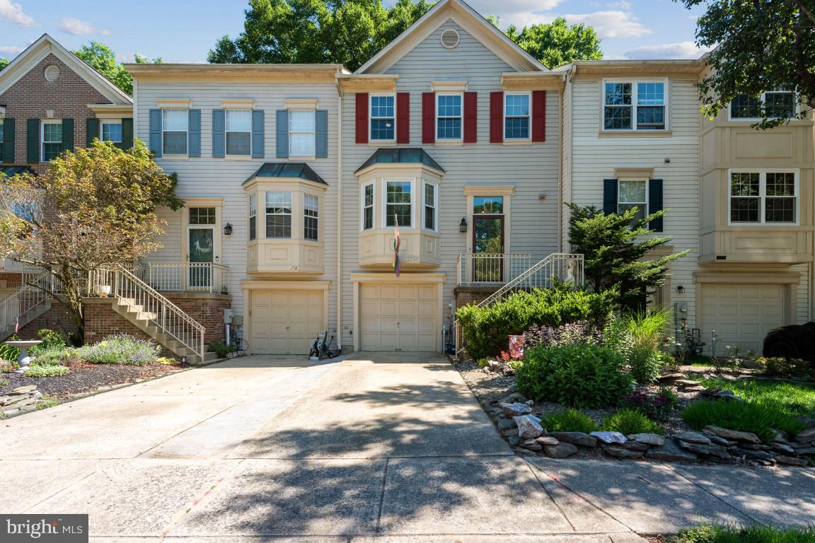 2550 WINDY OAK COURT