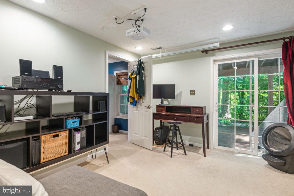 2550 WINDY OAK COURT