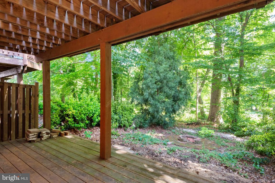 2550 WINDY OAK COURT