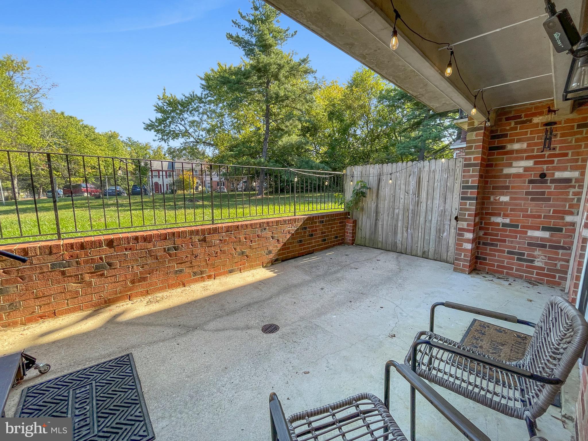 203-C Victor Pkwy #203c