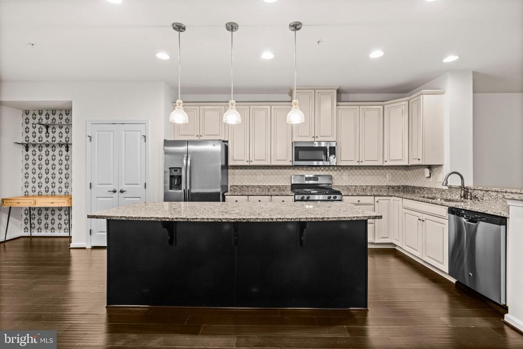 7839 PATTERSON WAY