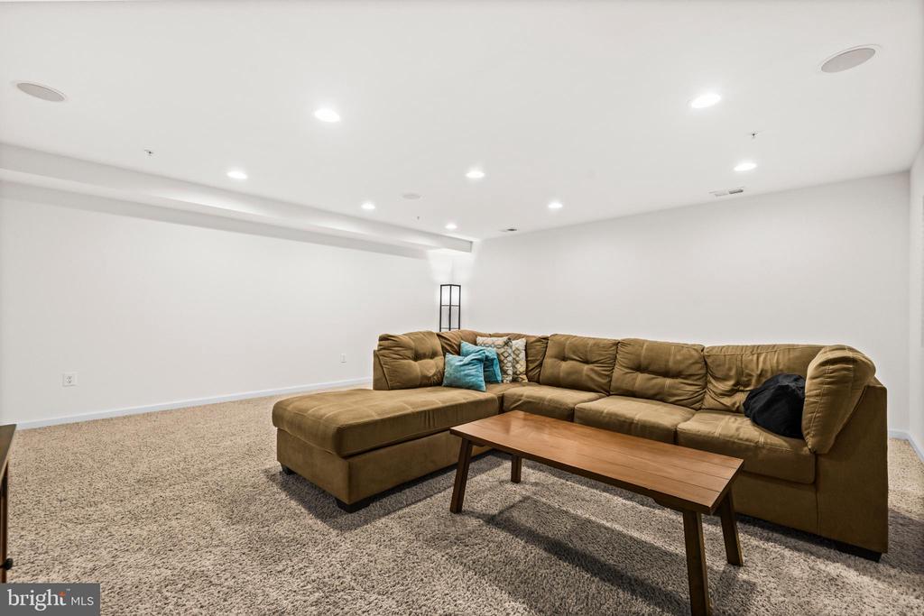 7839 PATTERSON WAY