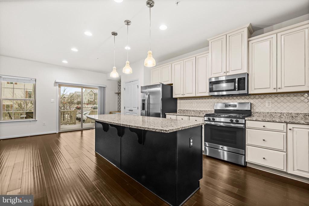 7839 PATTERSON WAY