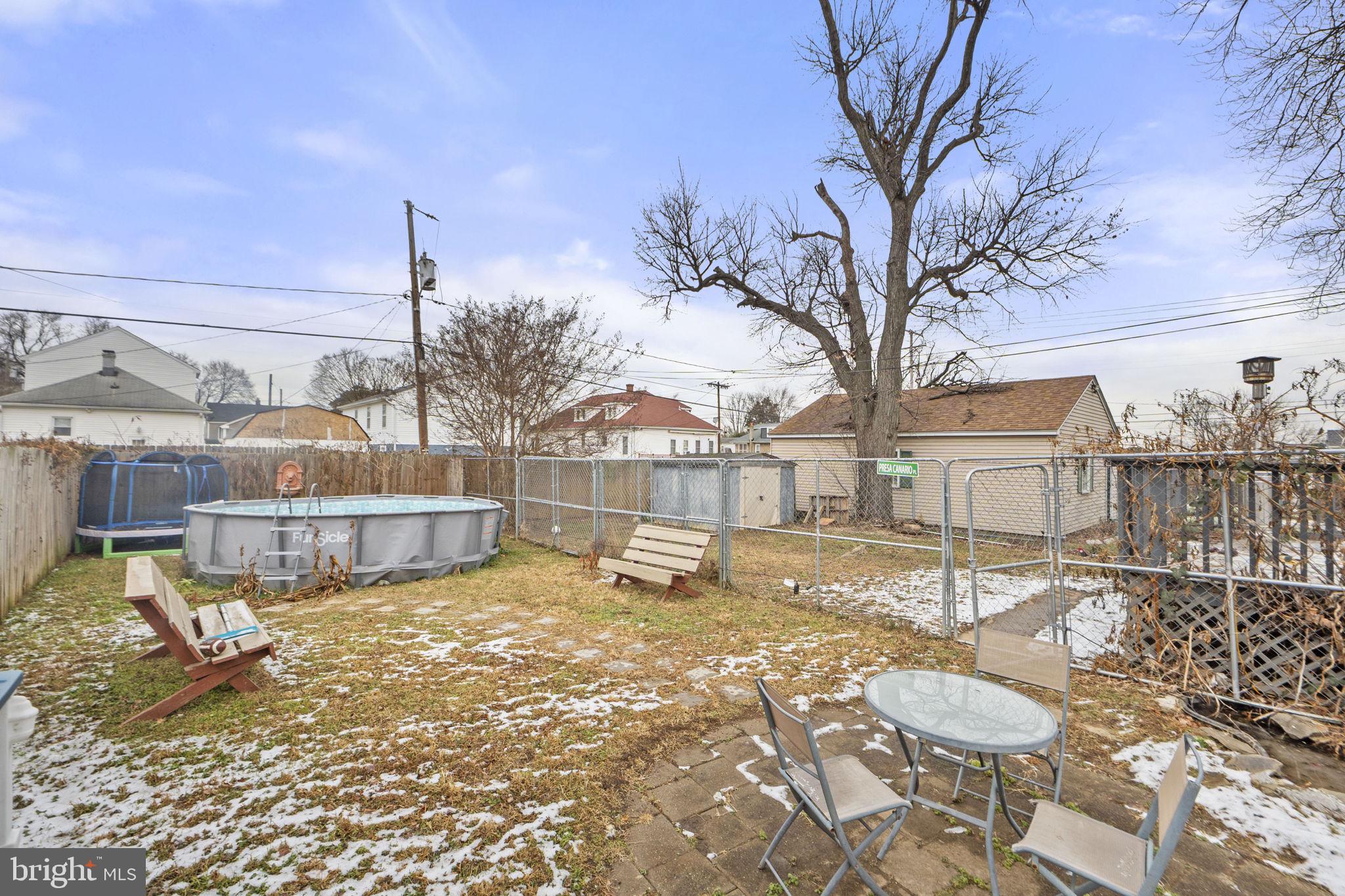 310 TOWNSEND AVENUE