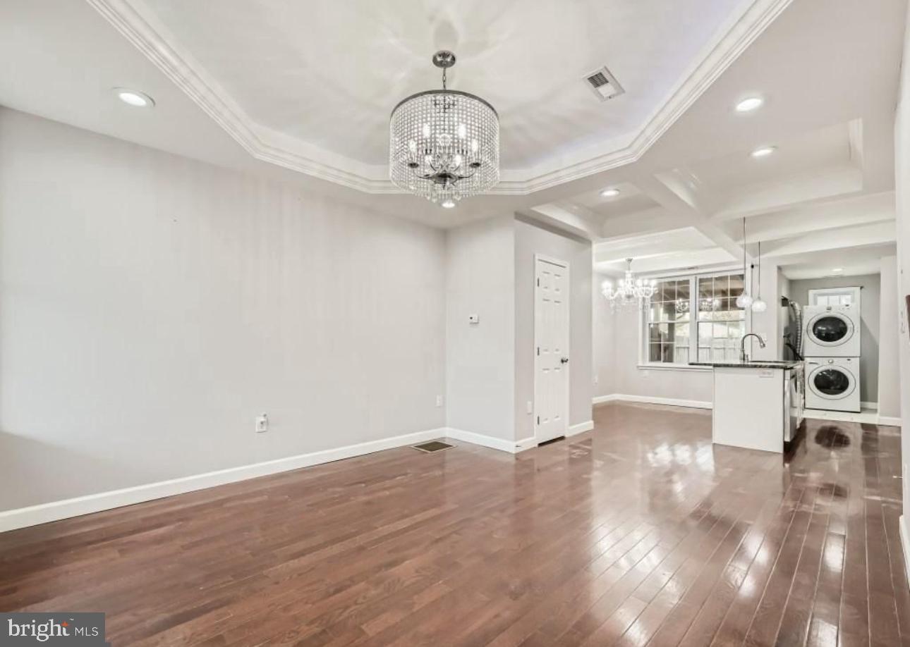 905 E PATAPSCO AVENUE