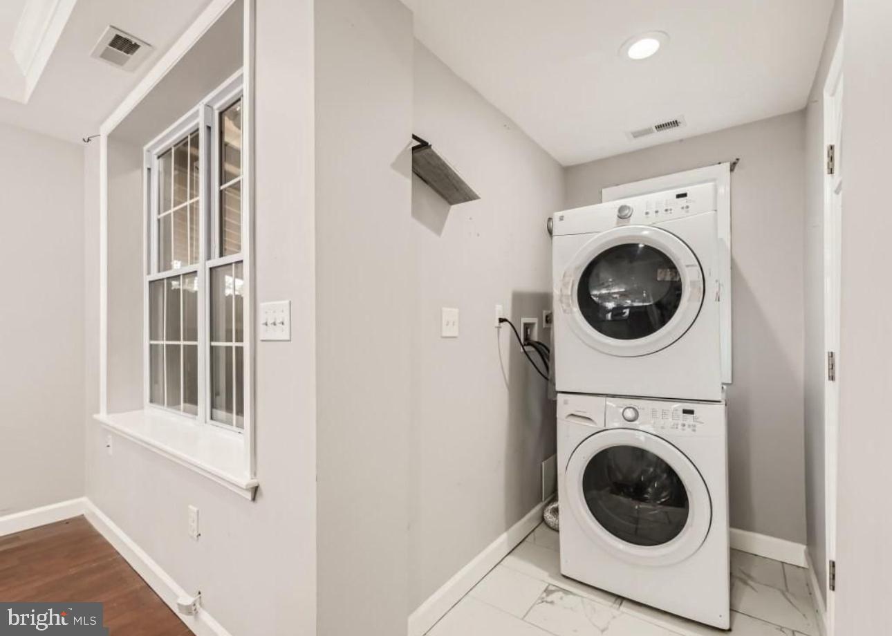 905 E PATAPSCO AVENUE