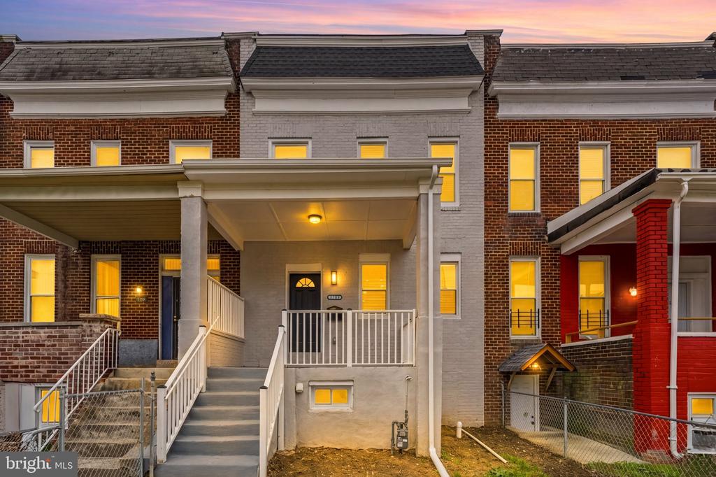 3709 SPAULDING AVENUE