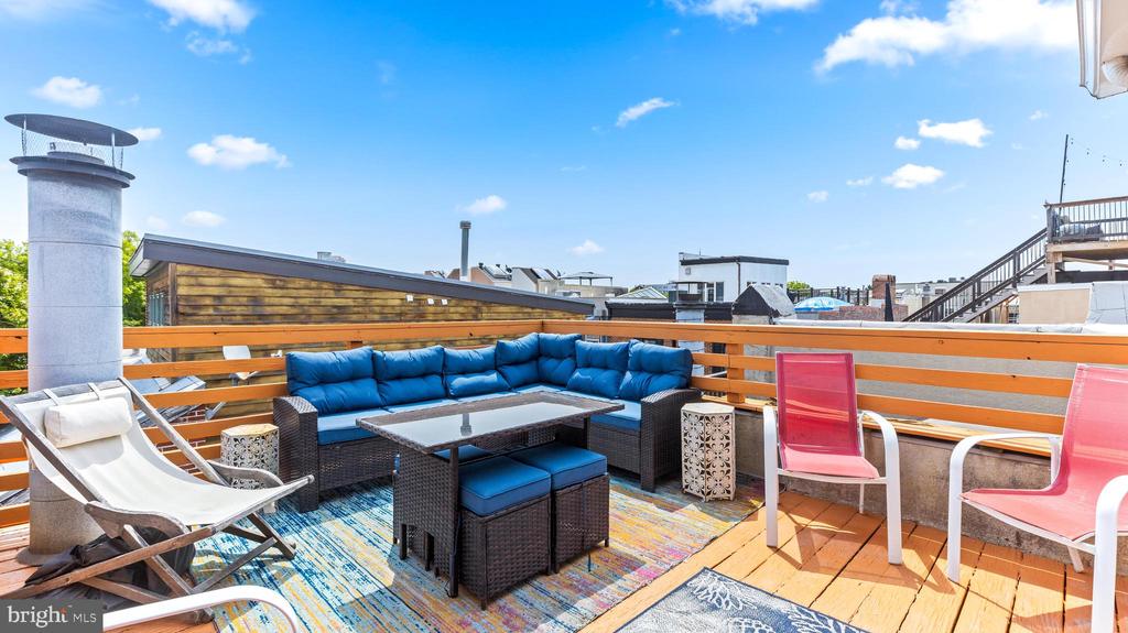 807 S Charles Street S Baltimore MD