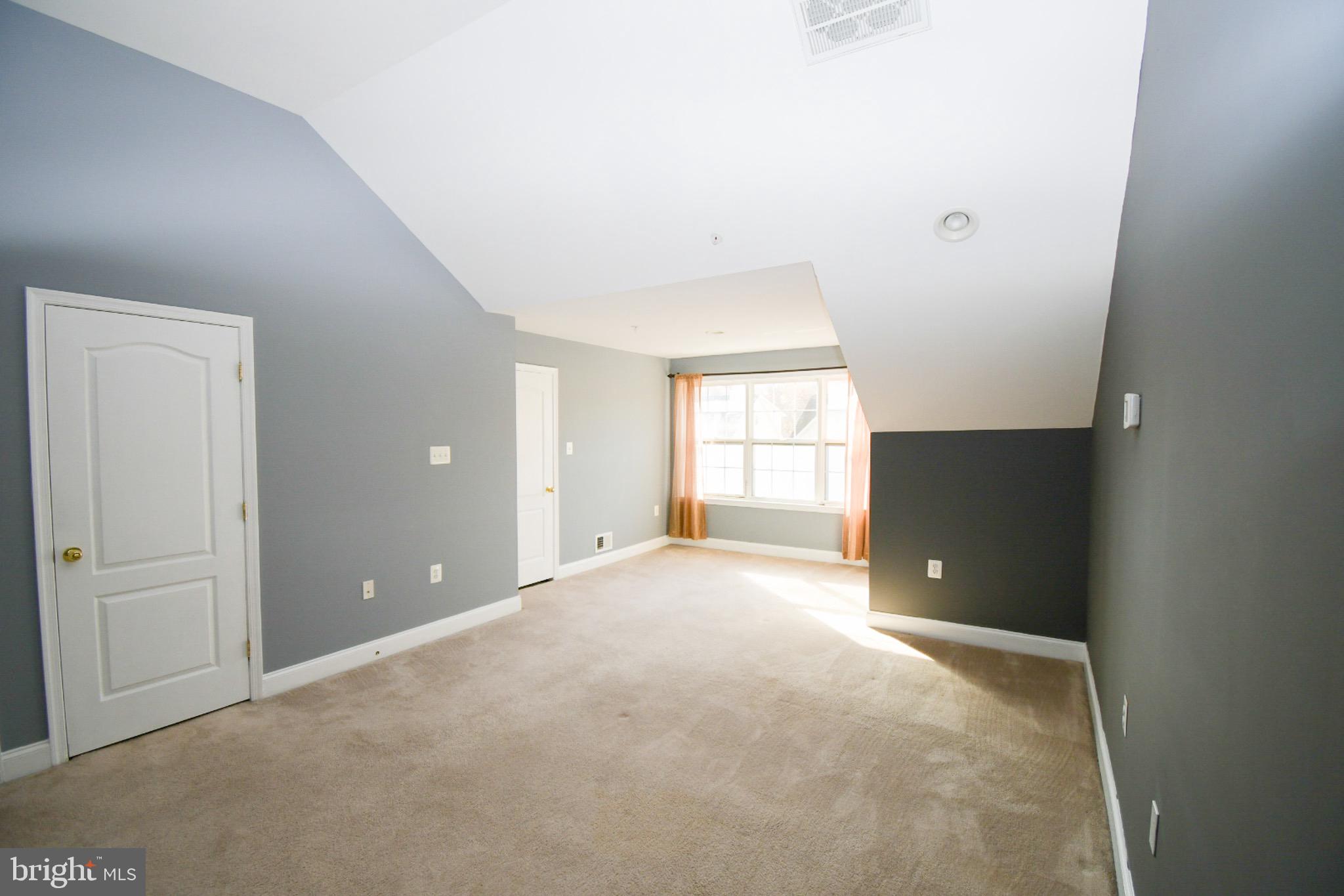 4310 VINTAGE IVY LN