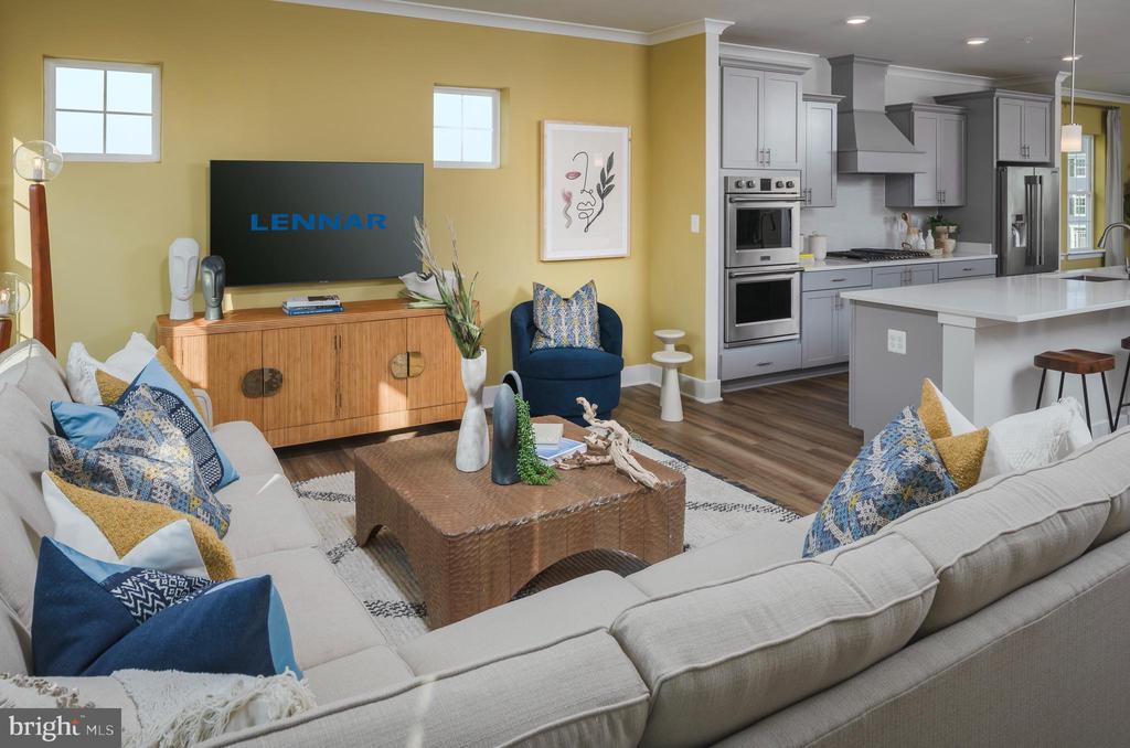 320 BIRDIE COURT