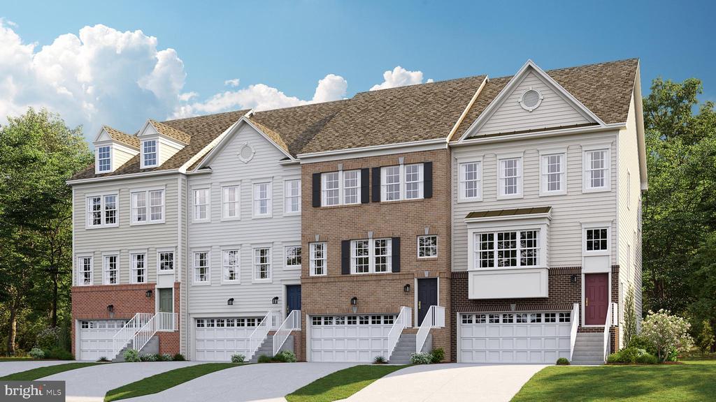 320 BIRDIE COURT