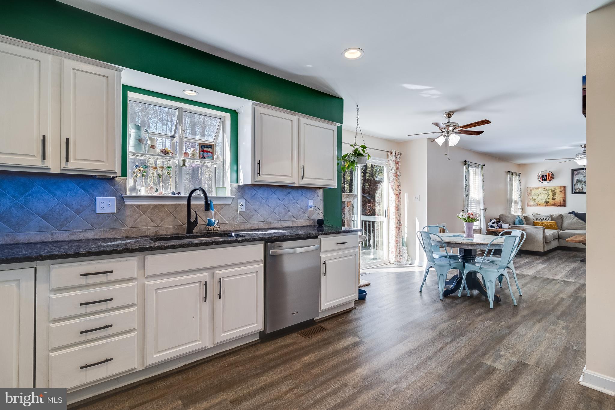 1030 KINGS CREEK DRIVE