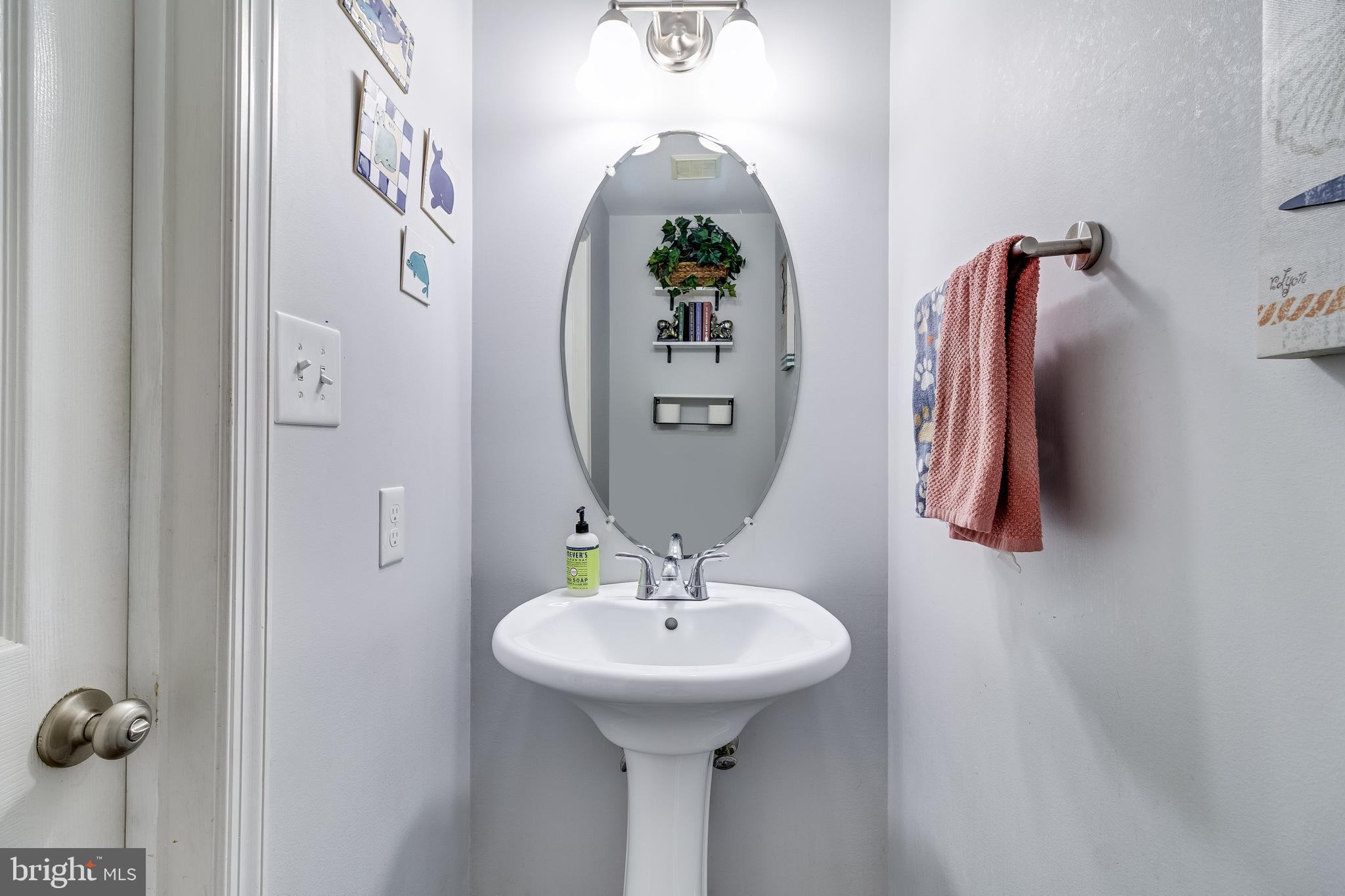 1030 KINGS CREEK DRIVE