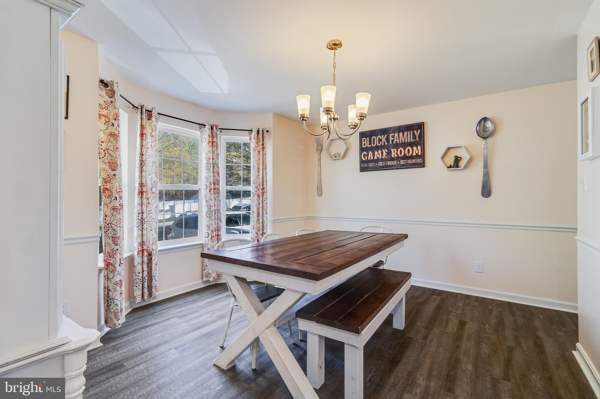 1030 KINGS CREEK DRIVE