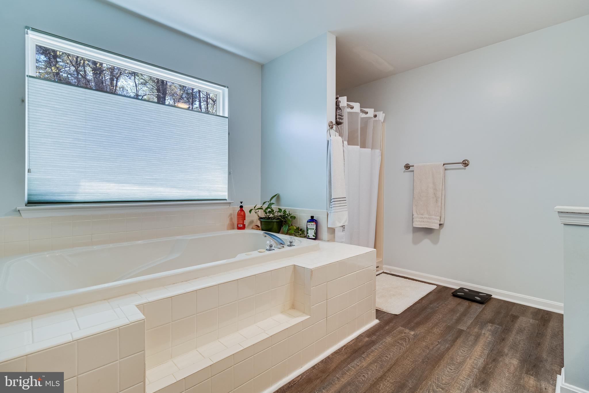 1030 KINGS CREEK DRIVE