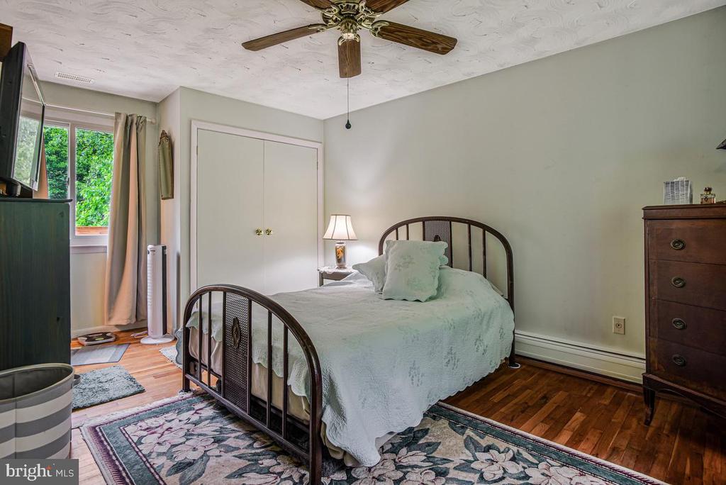 2551 REDBUD LANE