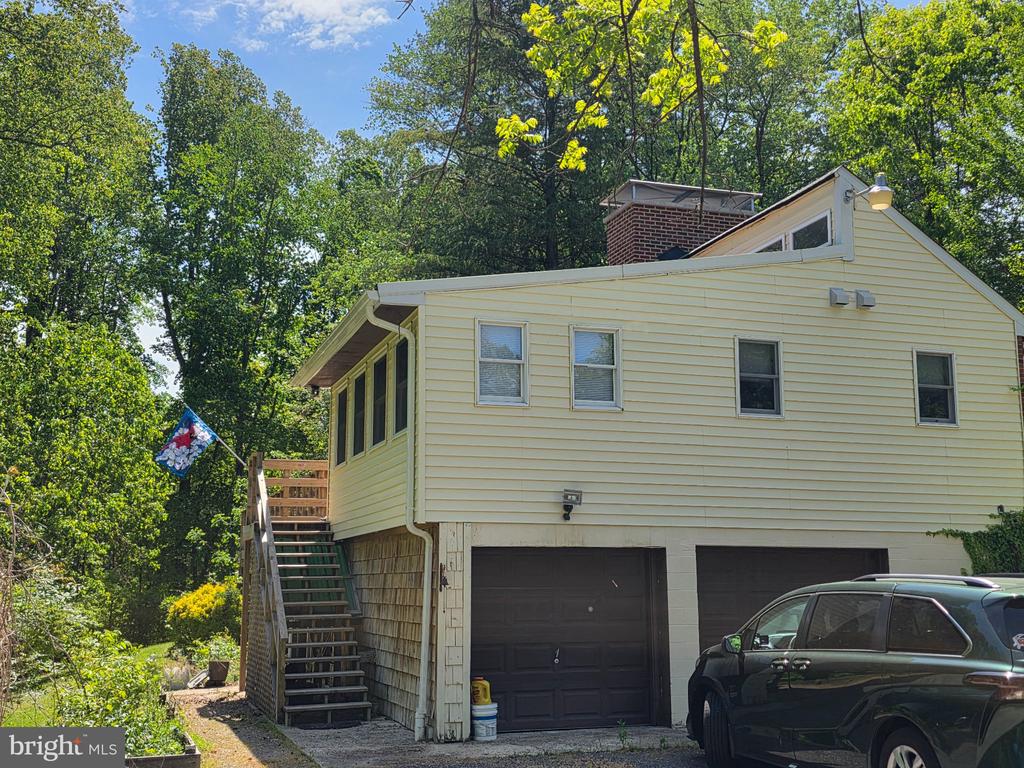 2551 REDBUD LANE