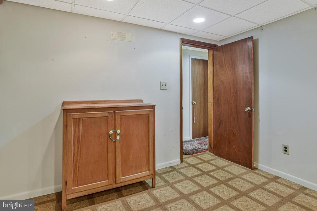 2551 REDBUD LANE