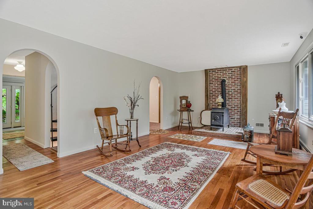 2551 REDBUD LANE