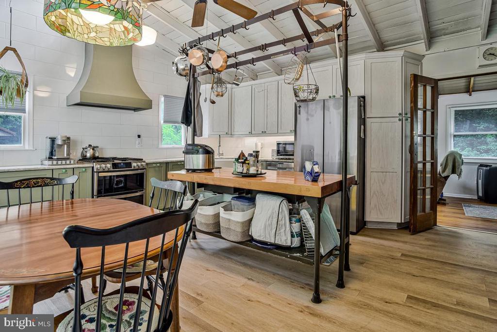 2551 REDBUD LANE