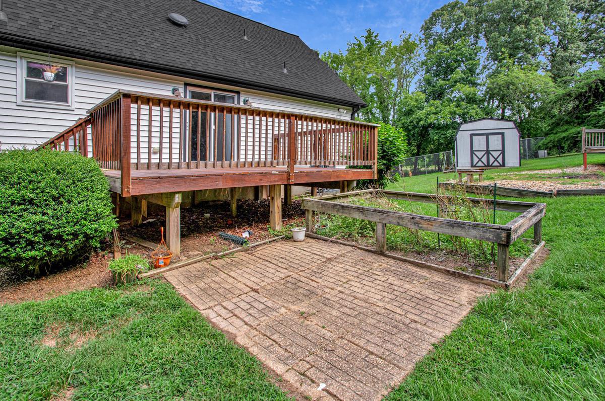 8070 NURSERY ROAD