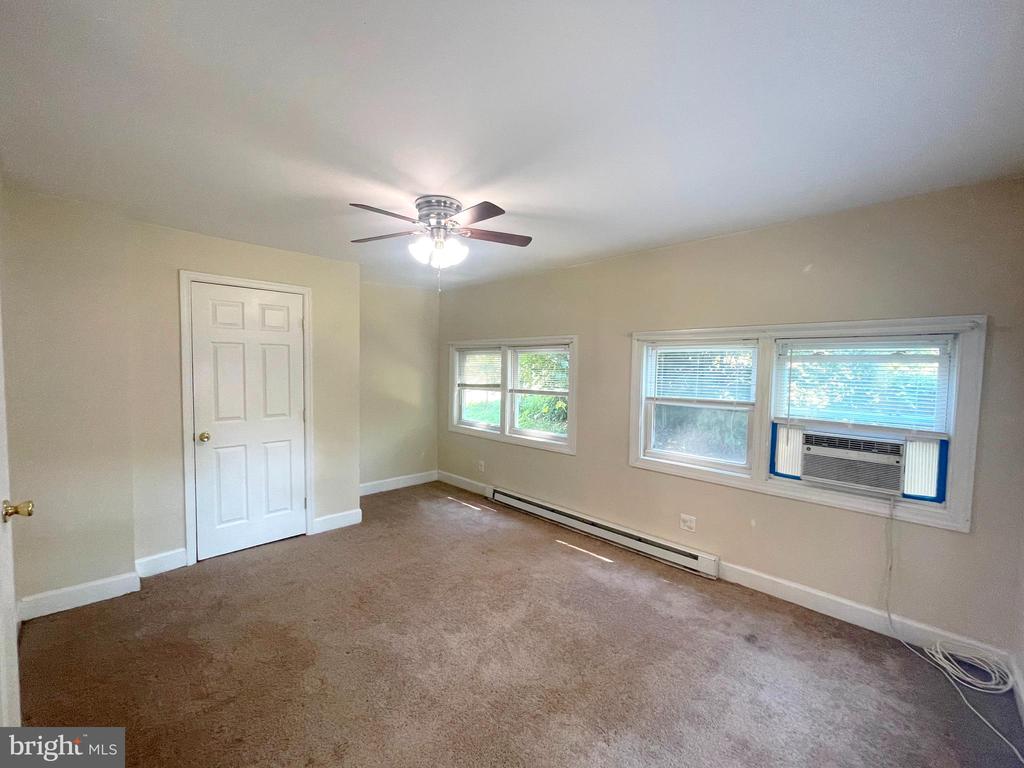 292 DRESSER AVENUE