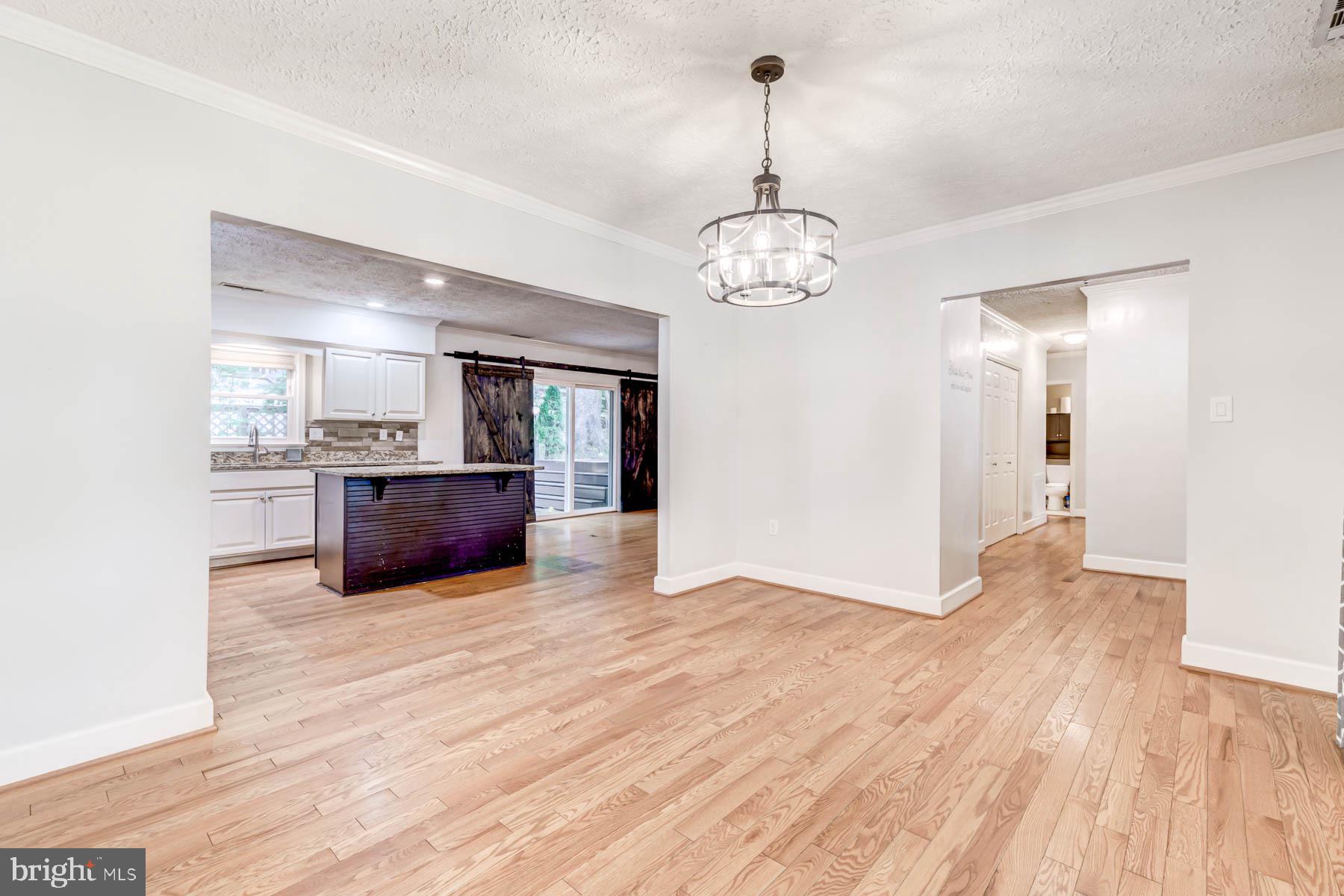 3033 Eutaw Forest Dr