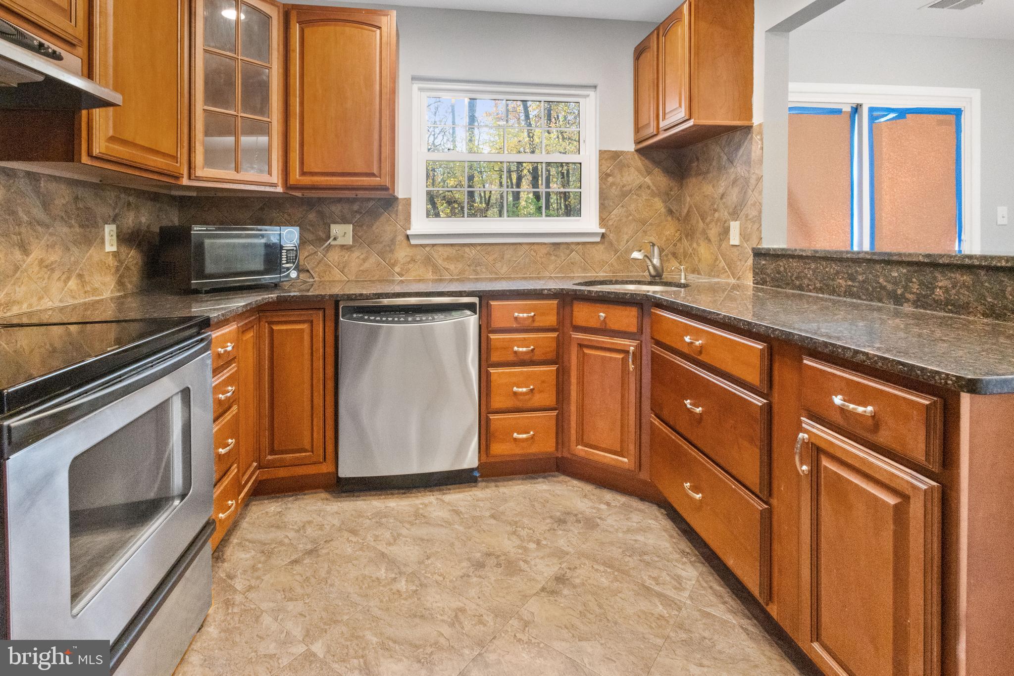 841 INDIAN HEAD AVENUE