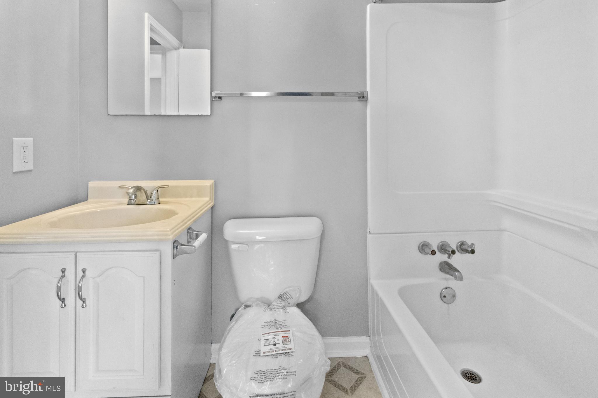 841 INDIAN HEAD AVENUE