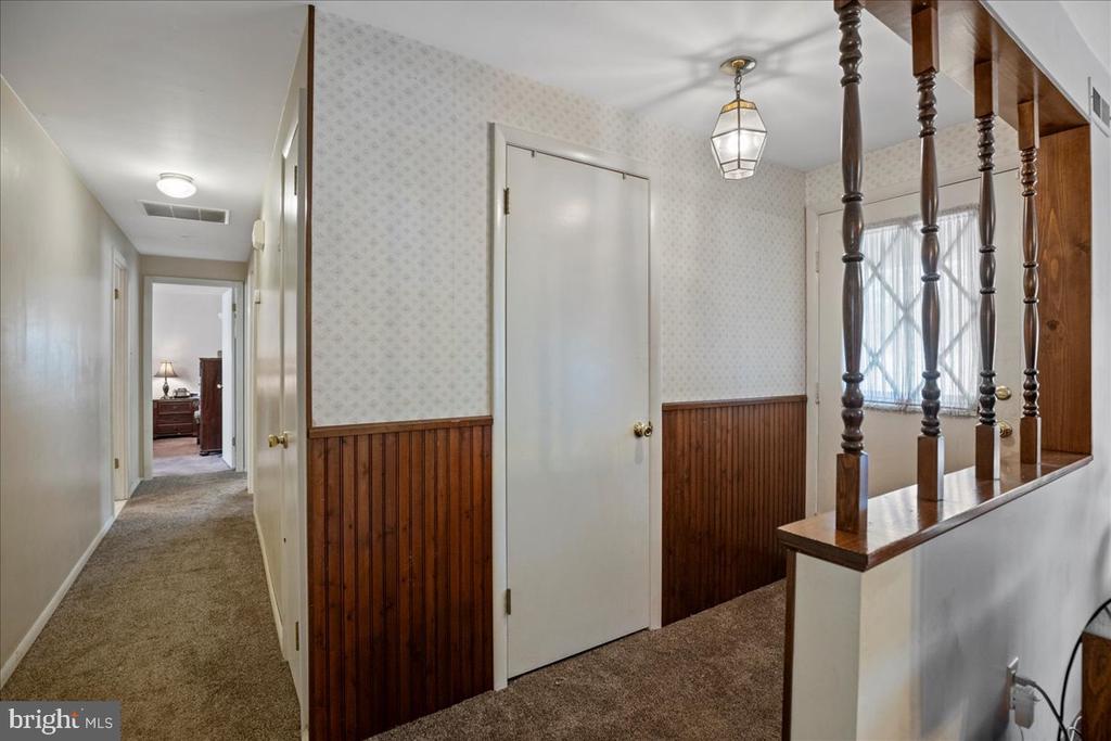 2701 PINEWOOD DRIVE