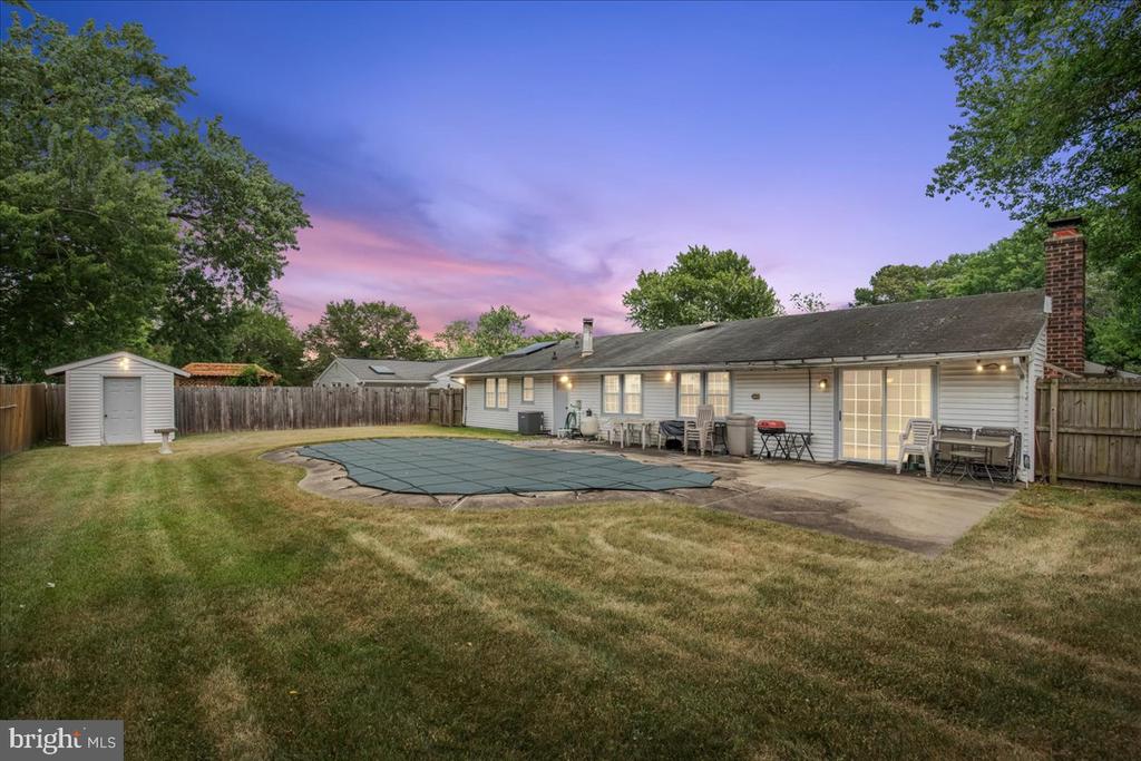 2701 PINEWOOD DRIVE