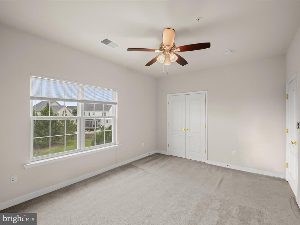 2074 DOWNSHIRE COURT