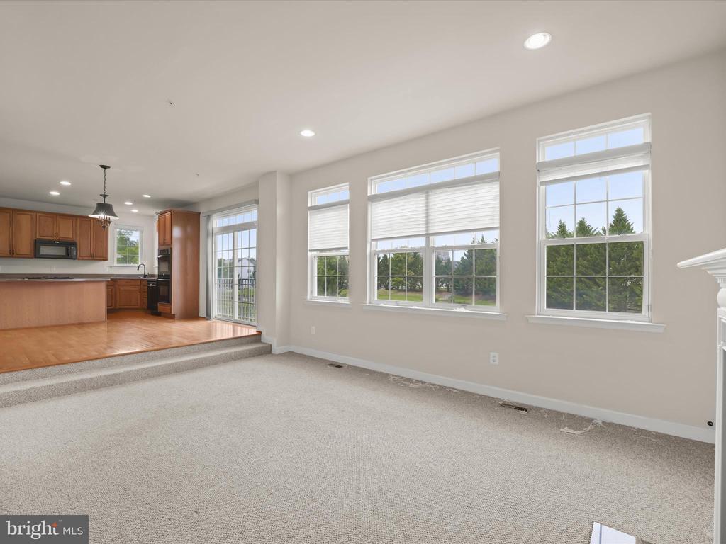 2074 DOWNSHIRE COURT