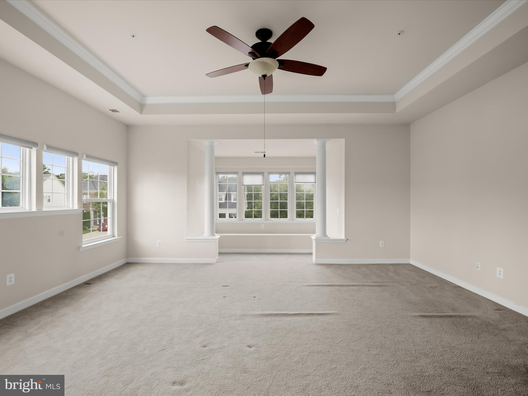 2074 DOWNSHIRE COURT