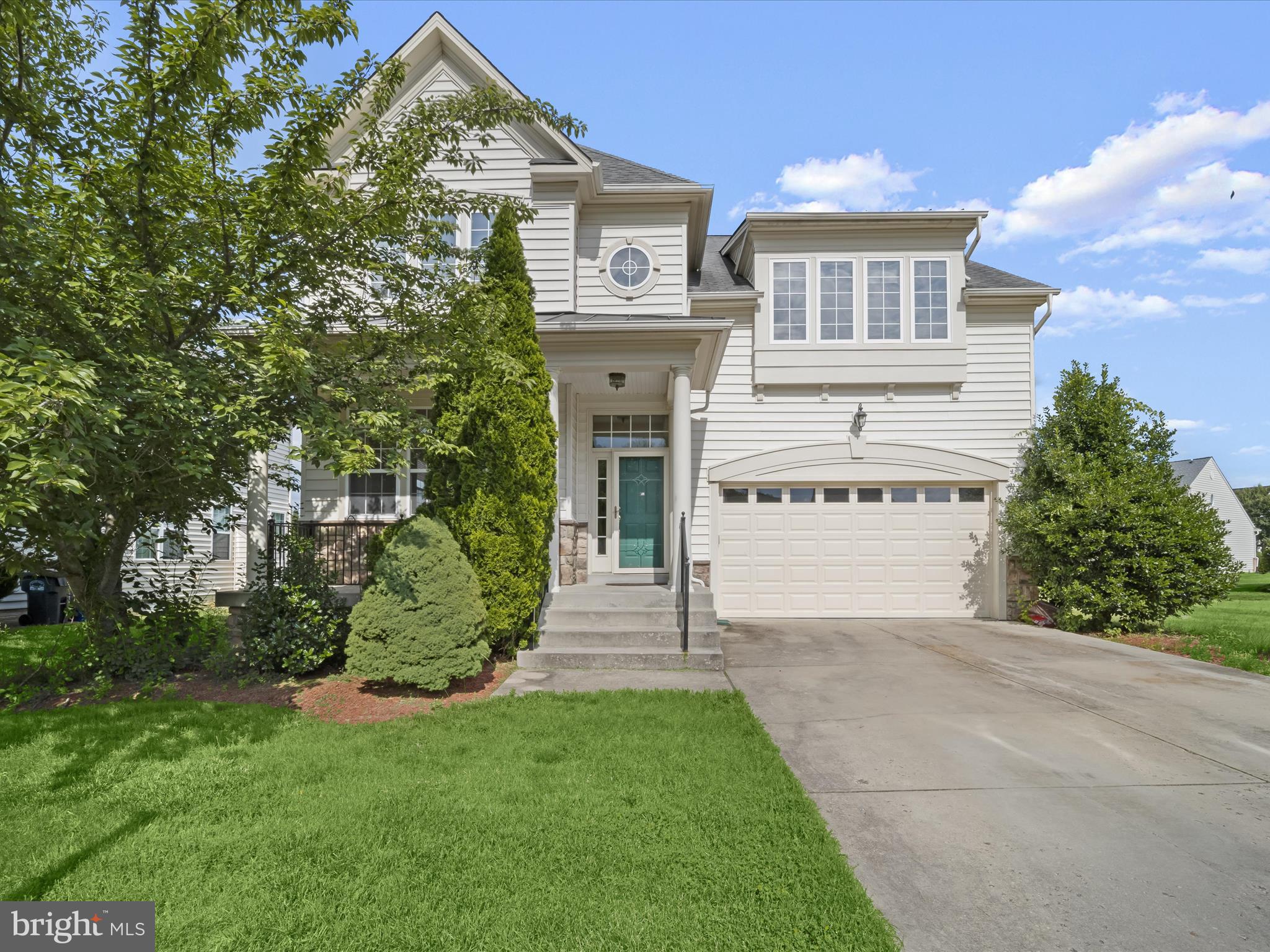 2074 DOWNSHIRE COURT