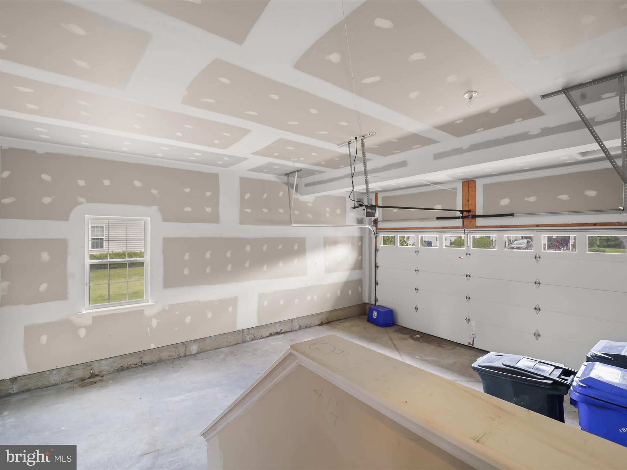 2074 DOWNSHIRE COURT