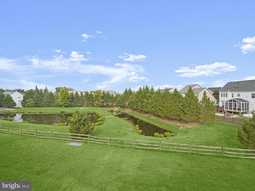 2074 DOWNSHIRE COURT
