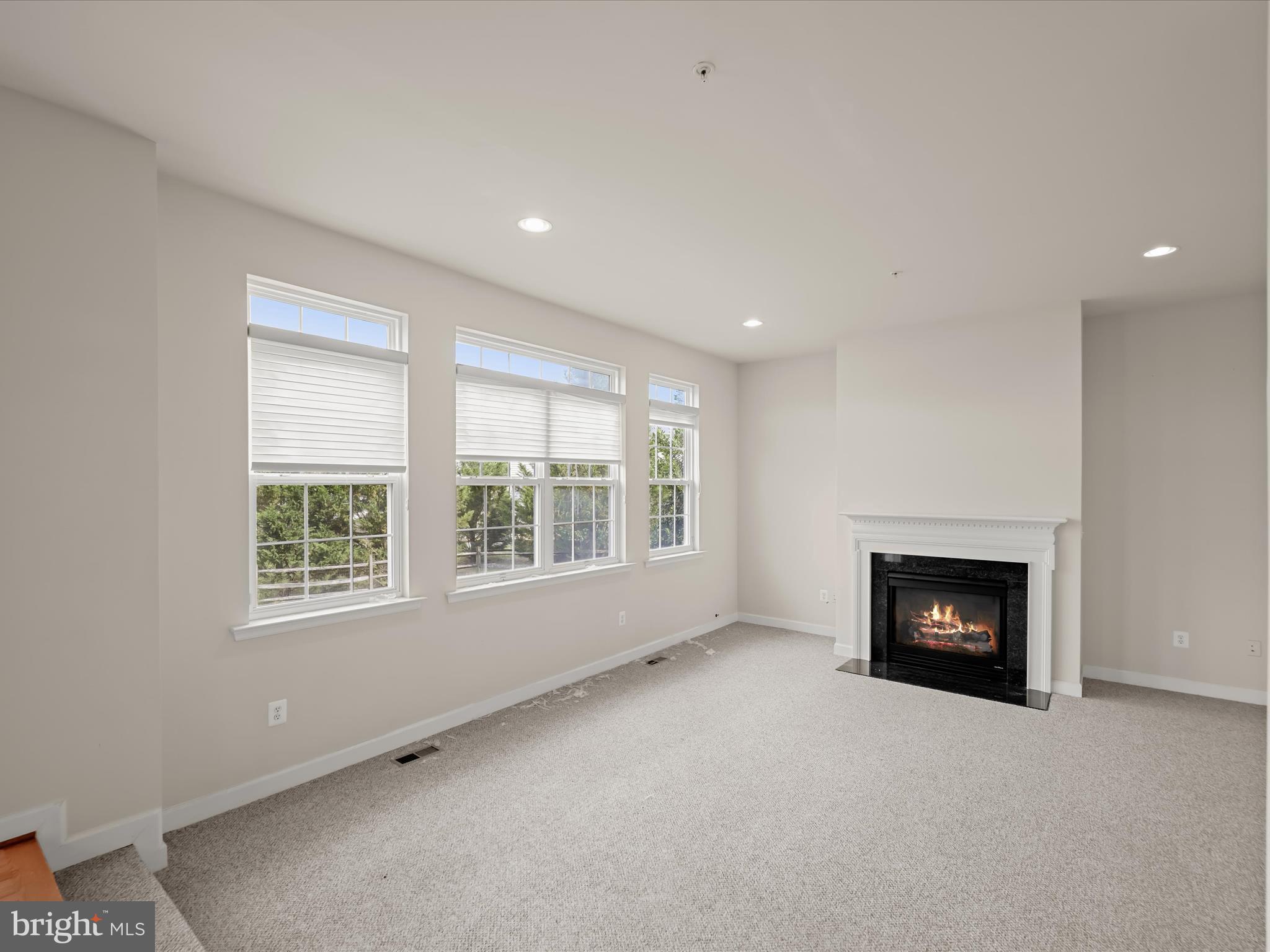 2074 DOWNSHIRE COURT