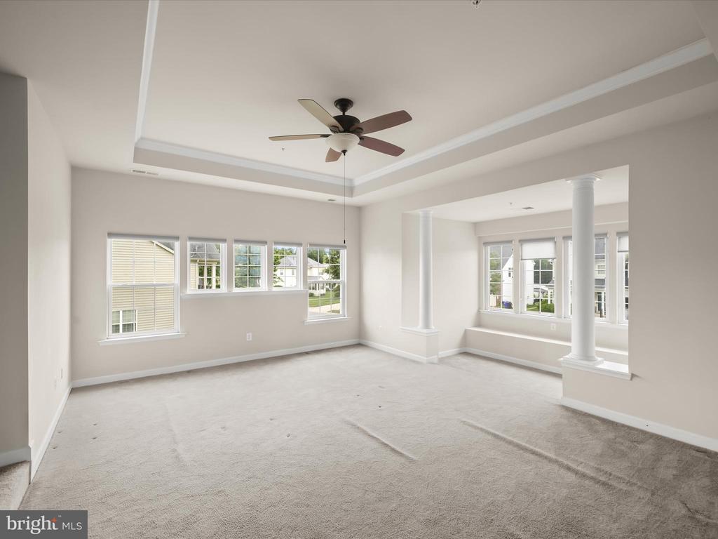 2074 DOWNSHIRE COURT